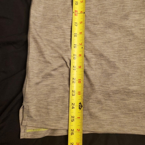 Men's Medium Champion DuoDry T-shirt - Picture 5 of 7